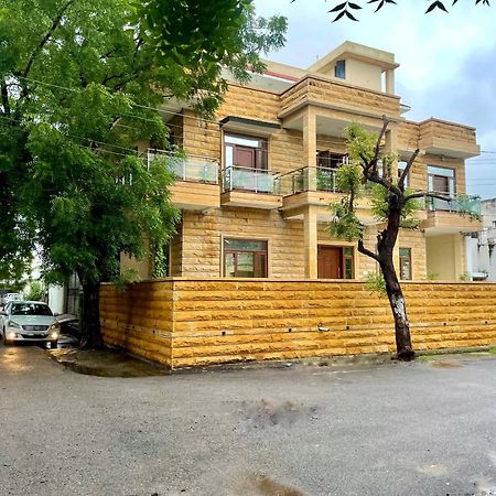 Karni Nivvas - Luxury Redefined Villa Udaipur Kültér fotó
