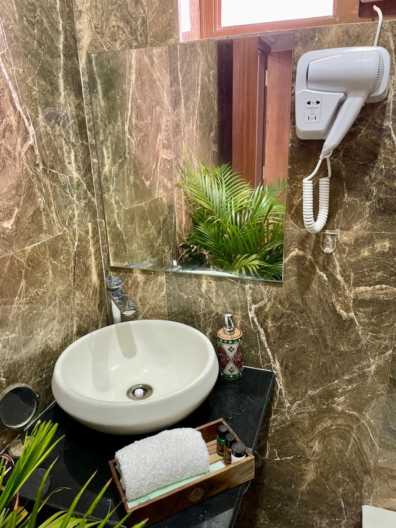 Karni Nivvas - Luxury Redefined Villa Udaipur Kültér fotó